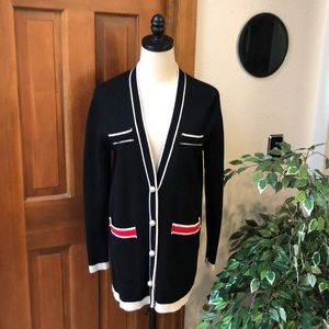 Zara Knit blazer🌹🌹🌹Like new!
Pit to pit 18”
Length is 28 1/2”